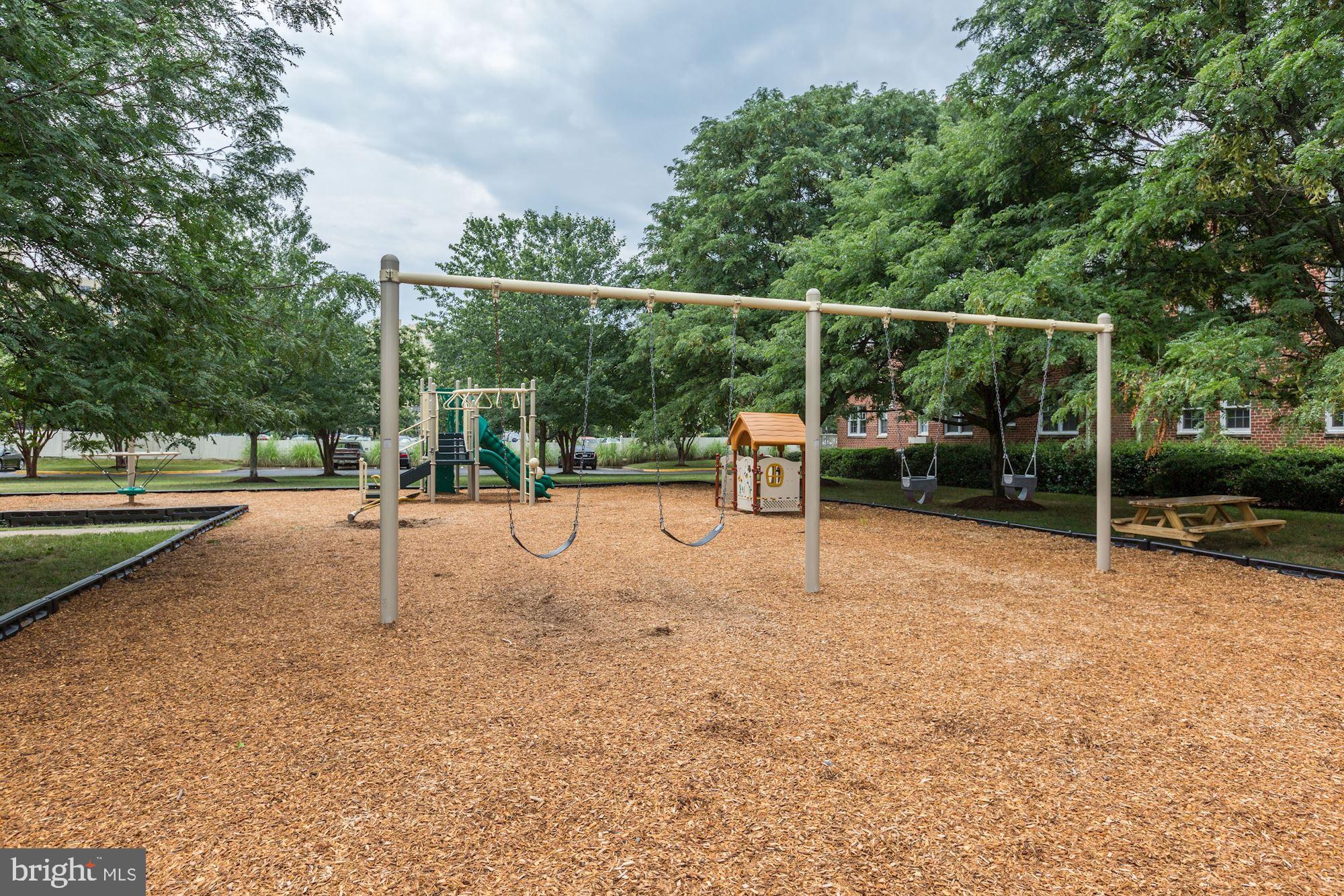 BELLE VIEW - Residential Lease