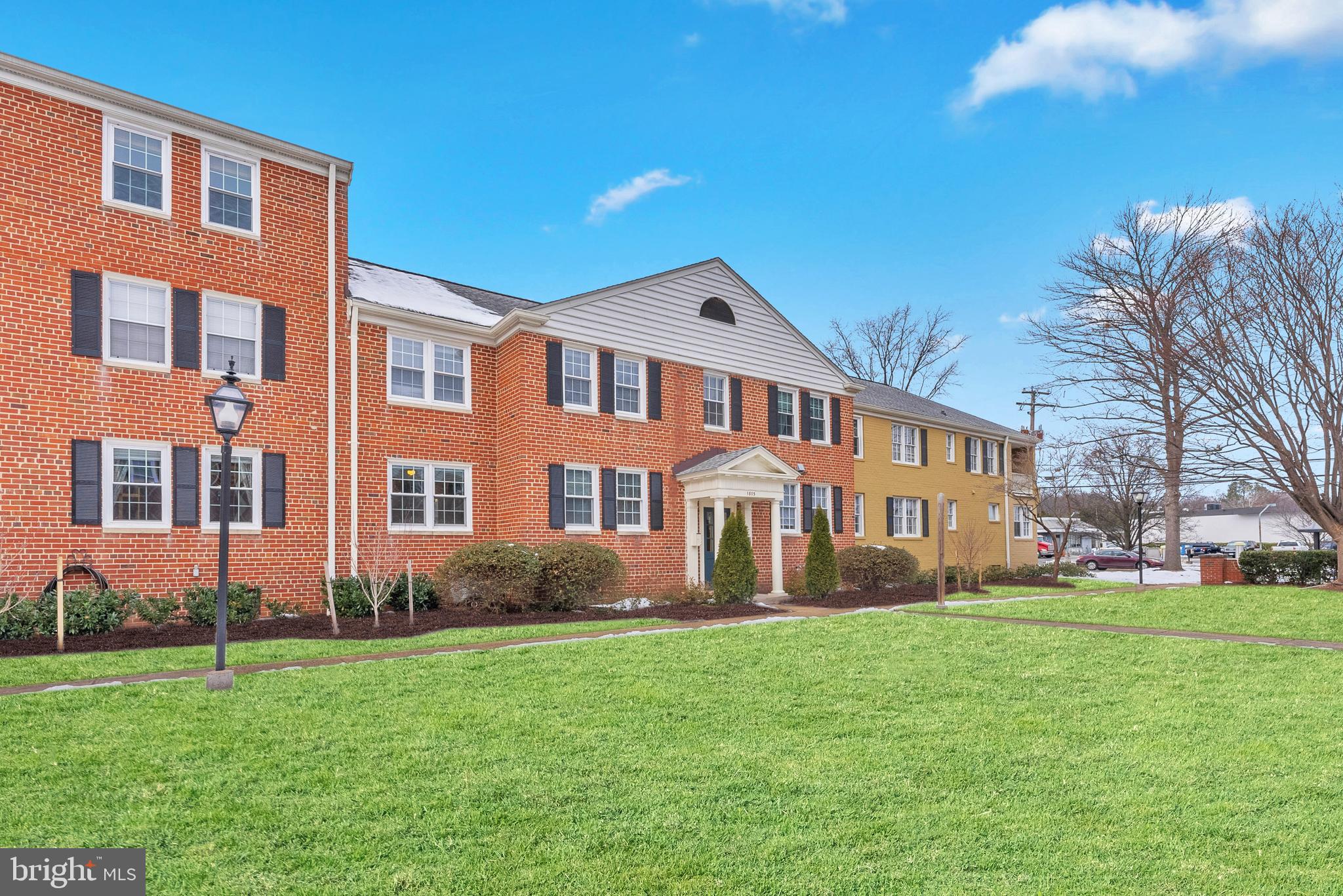 BELLE VIEW - Residential Lease