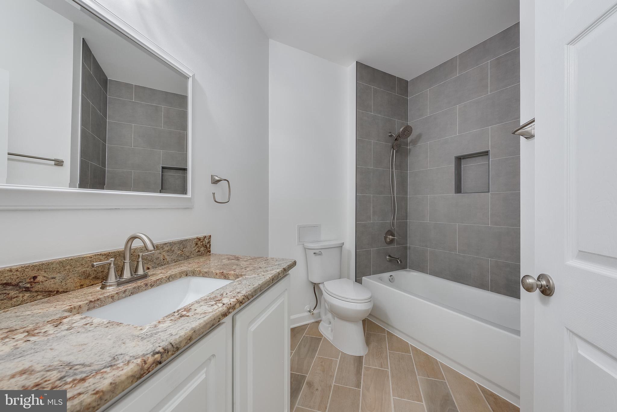 SUMMERFIELD - Residential Lease