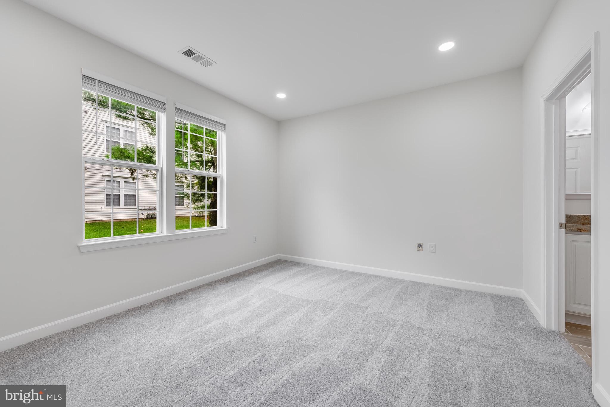 SUMMERFIELD - Residential Lease