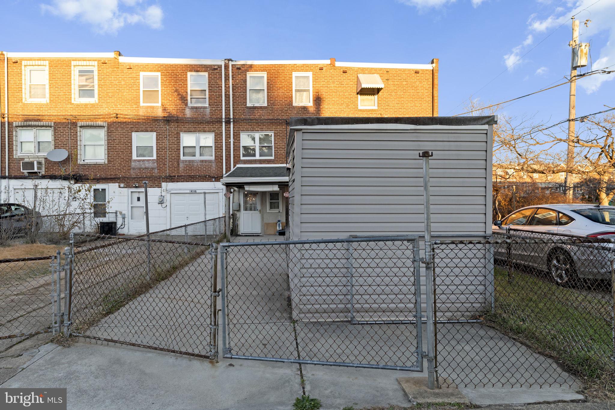 MAYFAIR (WEST) - Residential