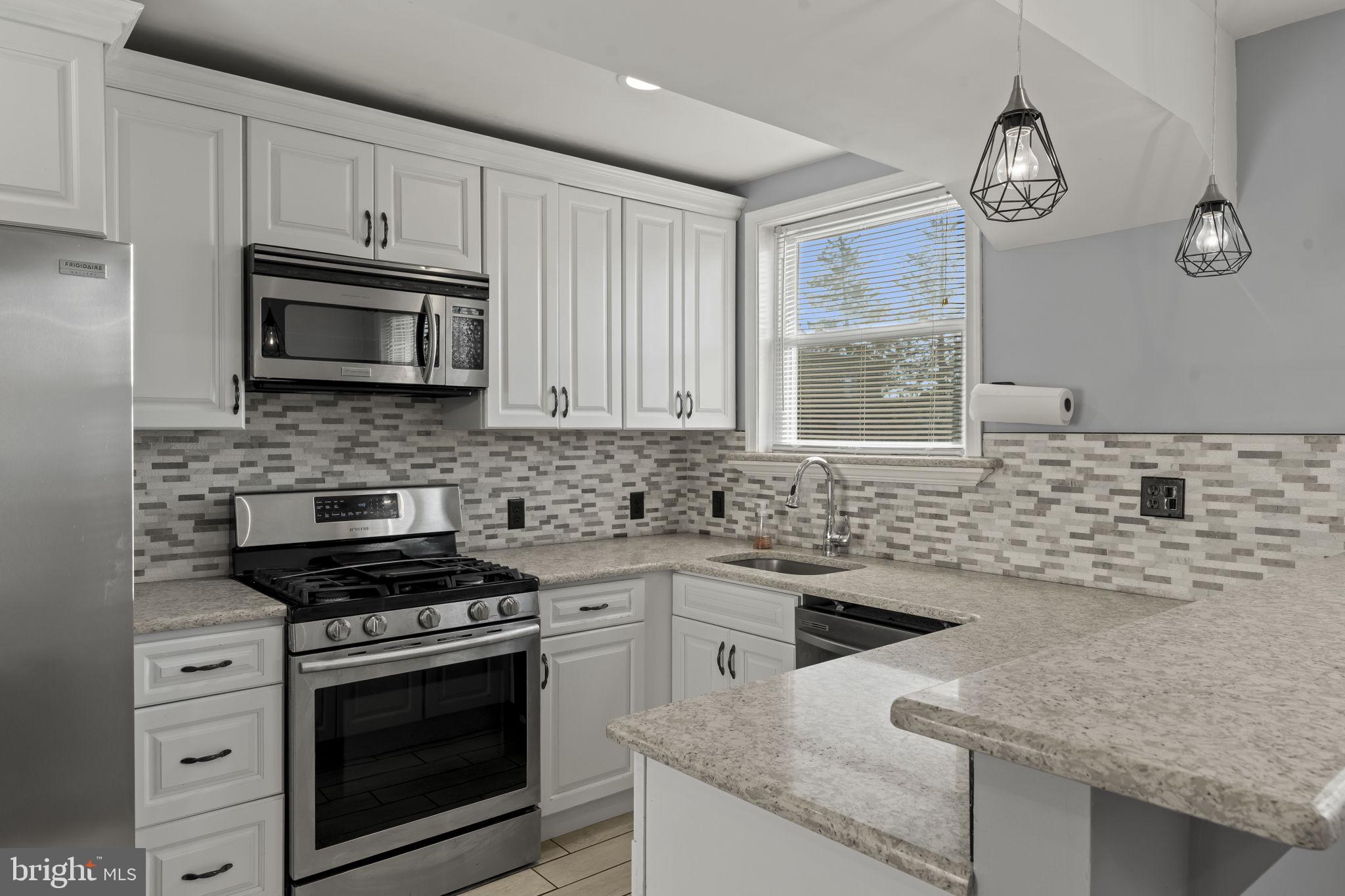 MAYFAIR (WEST) - Residential