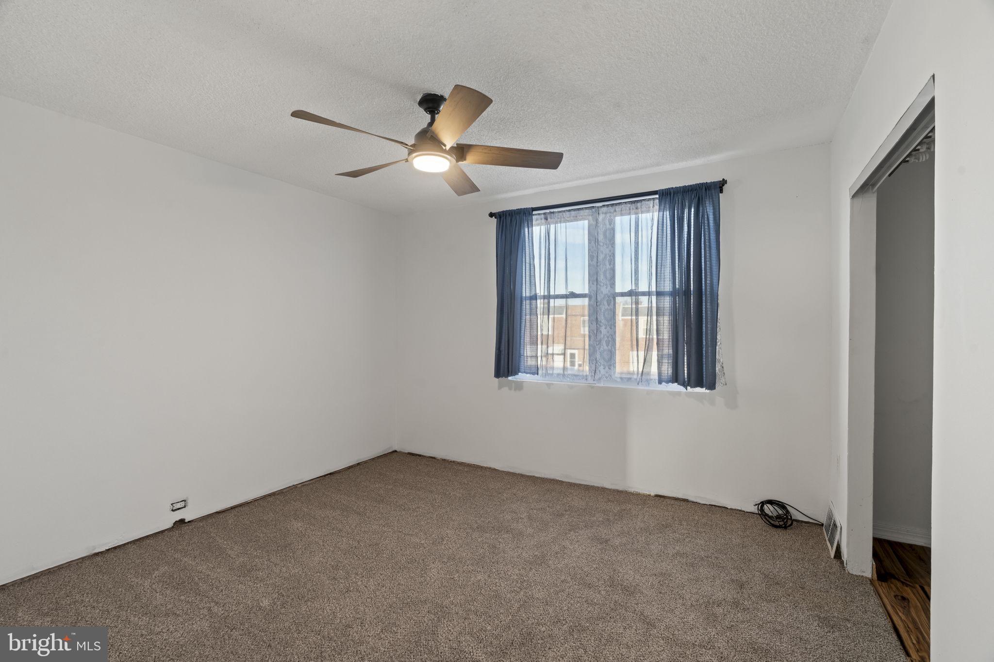 MAYFAIR (WEST) - Residential