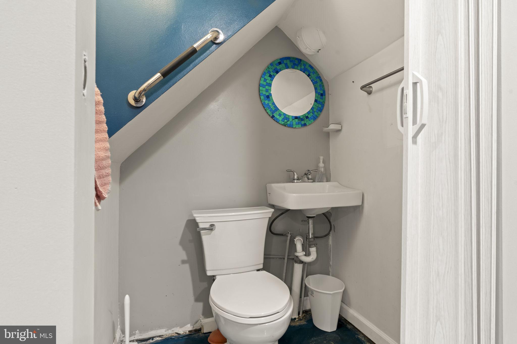 MAYFAIR (WEST) - Residential