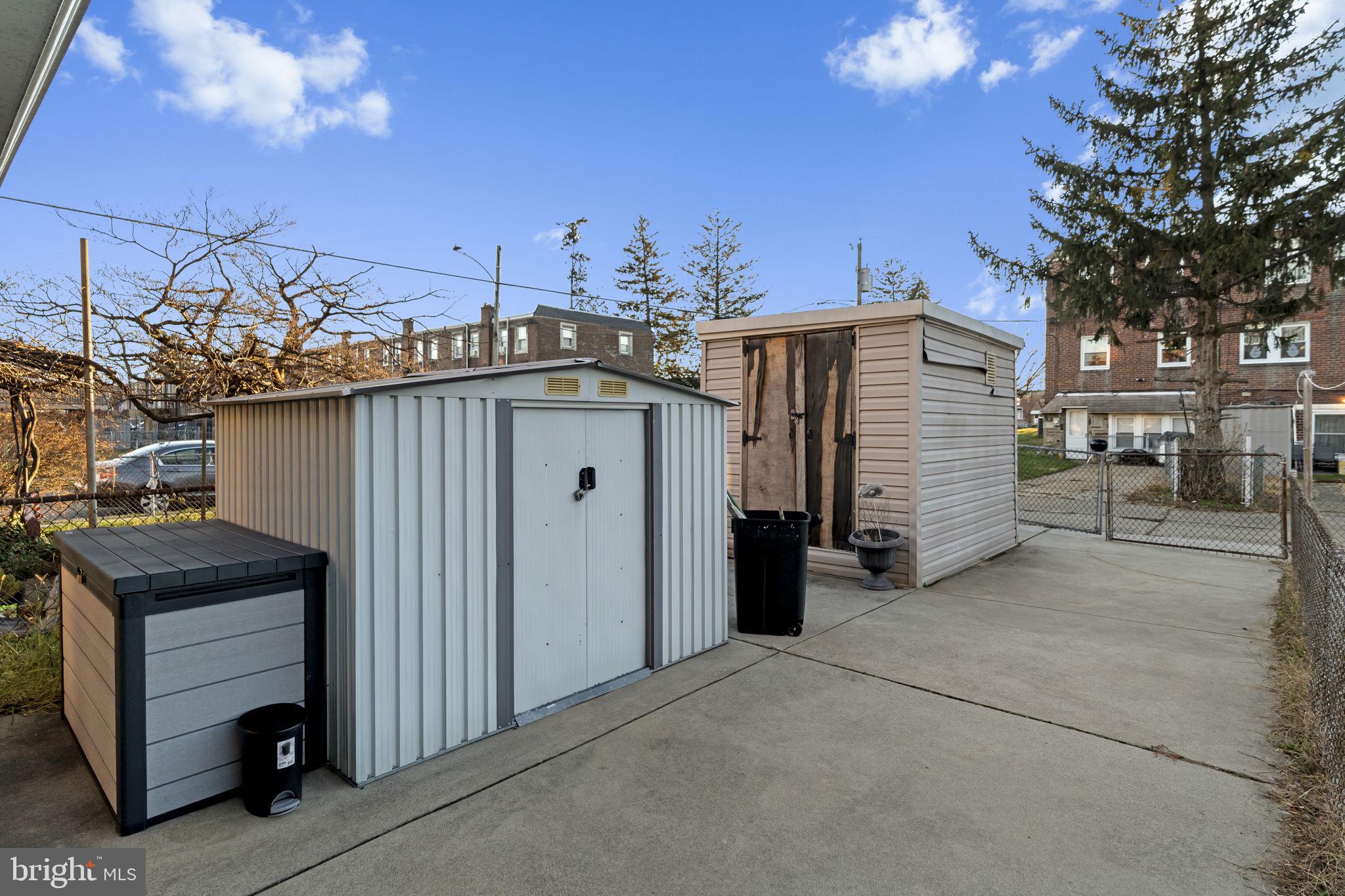 MAYFAIR (WEST) - Residential