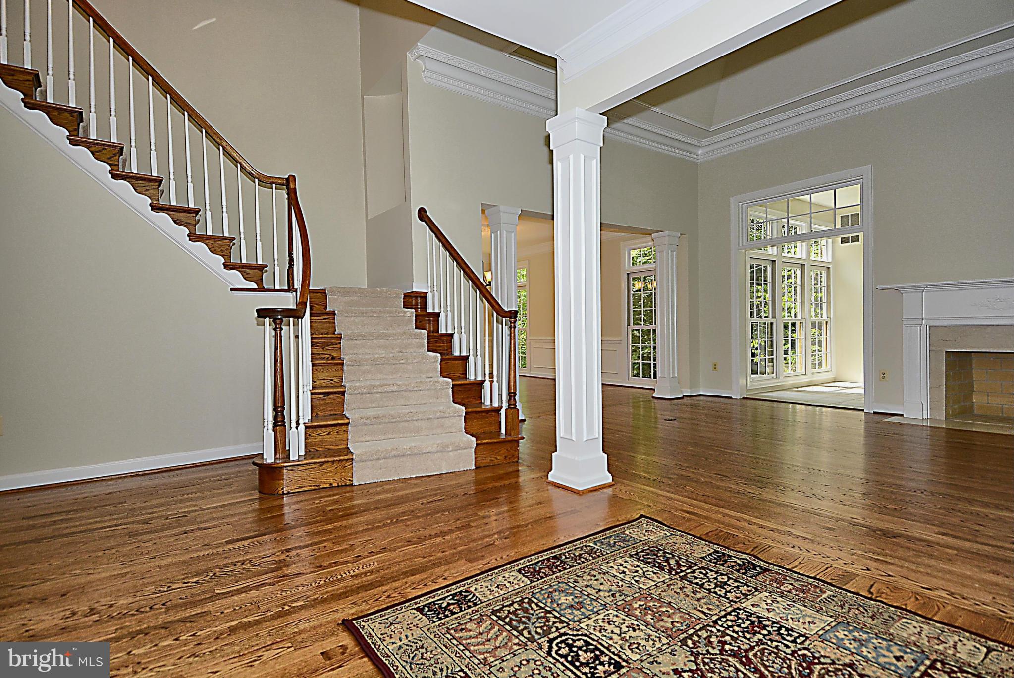 TWELVE OAKS - Residential