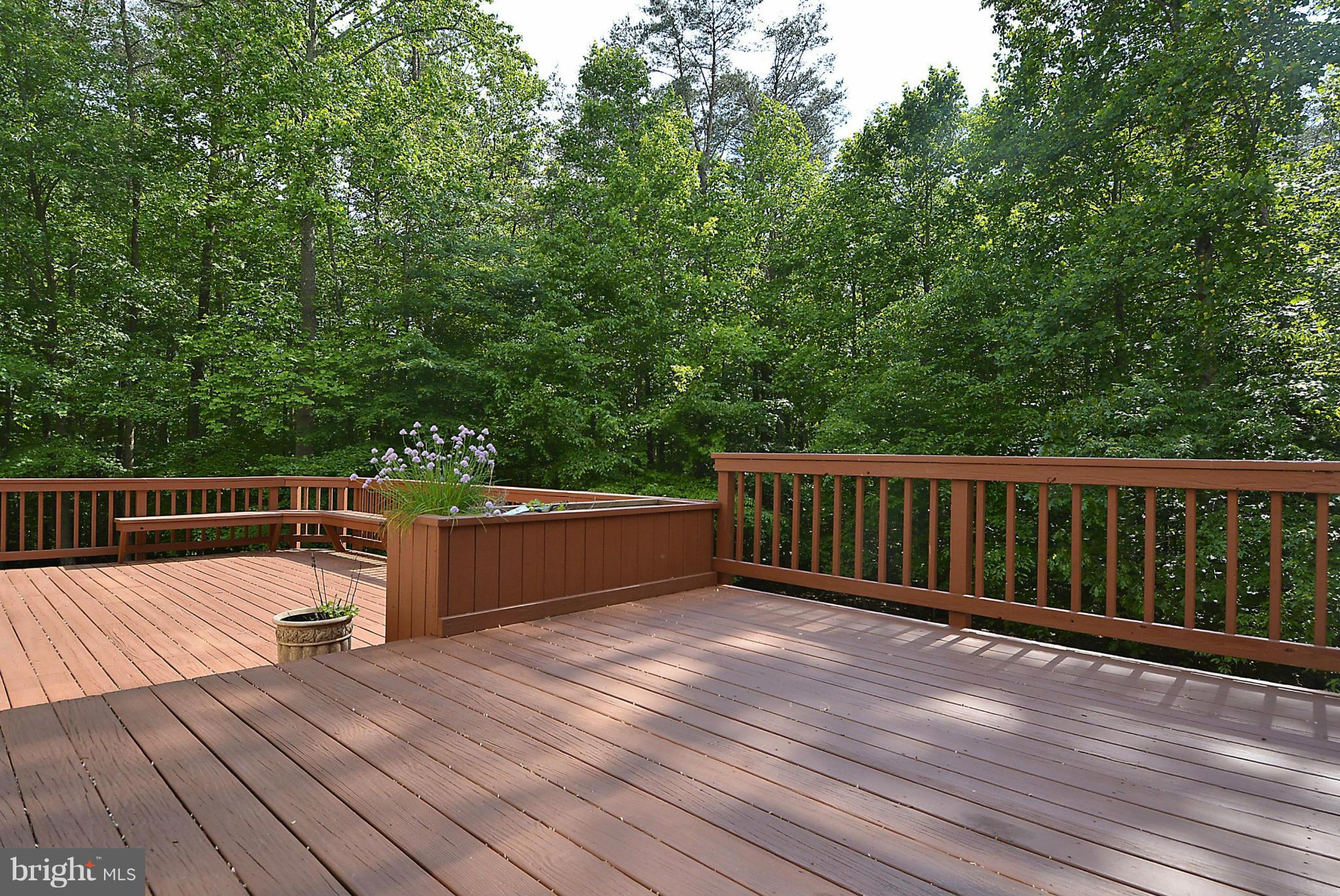 TWELVE OAKS - Residential