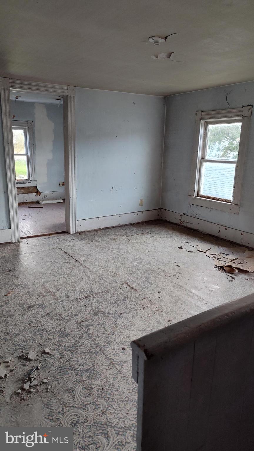 TOWN OF ROMNEY - Residential