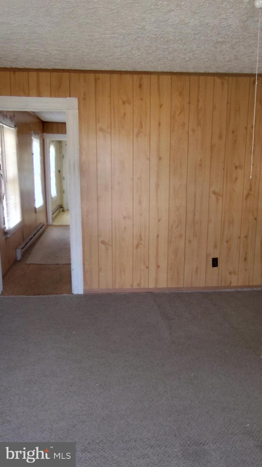 TOWN OF ROMNEY - Residential