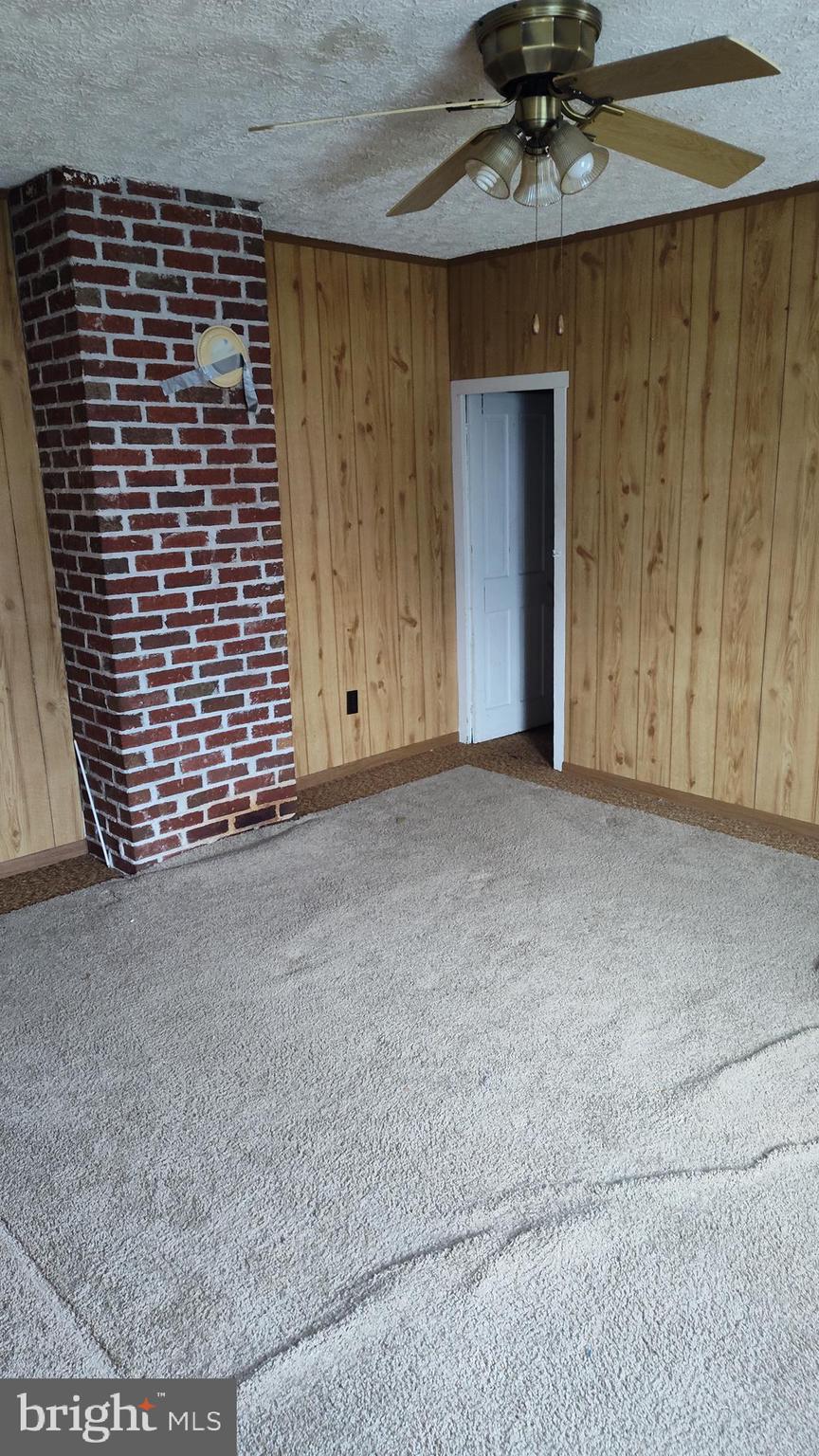 TOWN OF ROMNEY - Residential