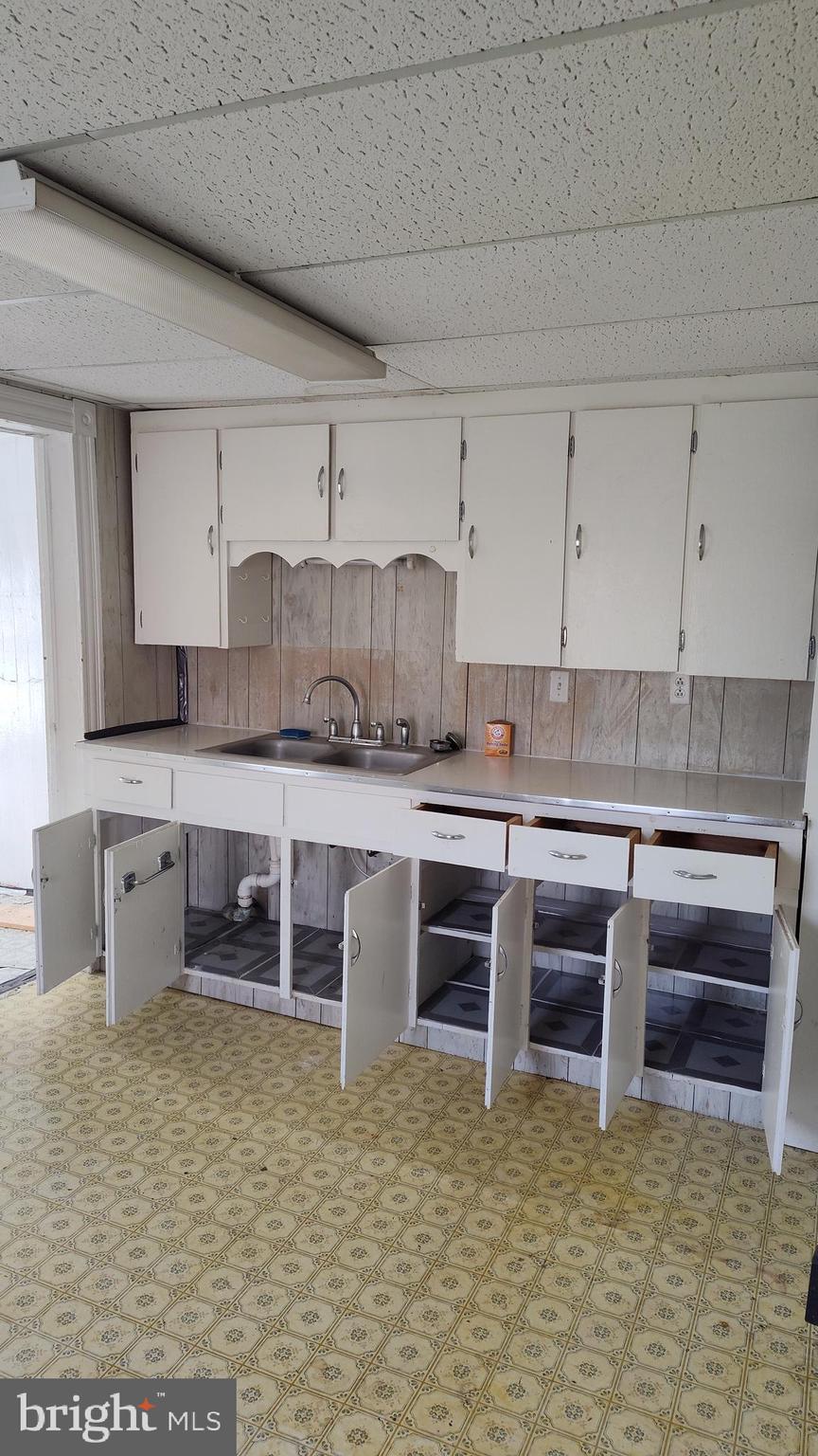 TOWN OF ROMNEY - Residential