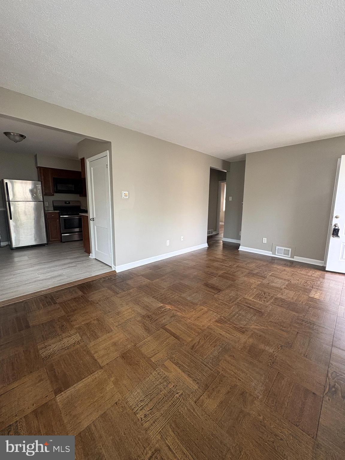 228 PHILLIPS AVENUE