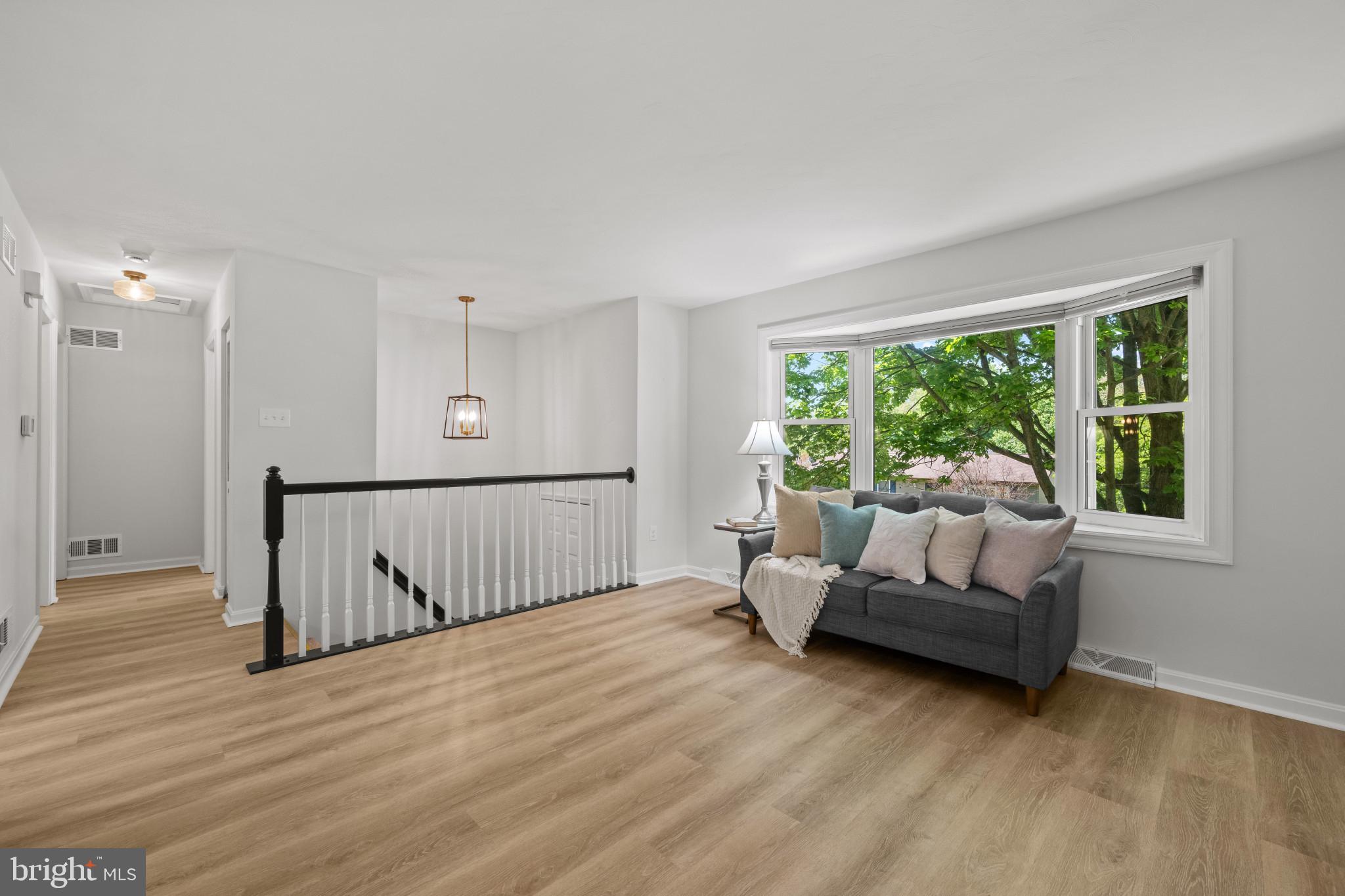 HILLTOP - Residential