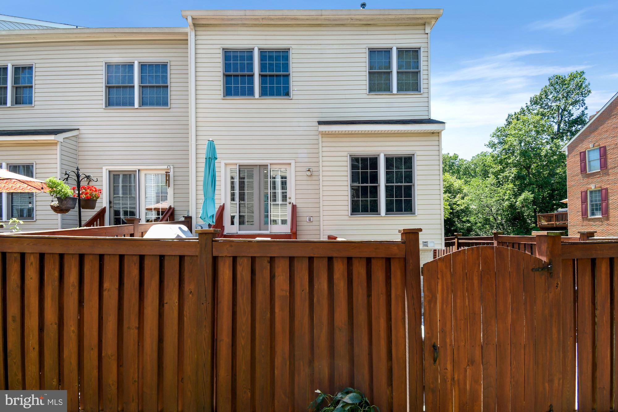 RANDOM HILLS LAND BAY - Residential