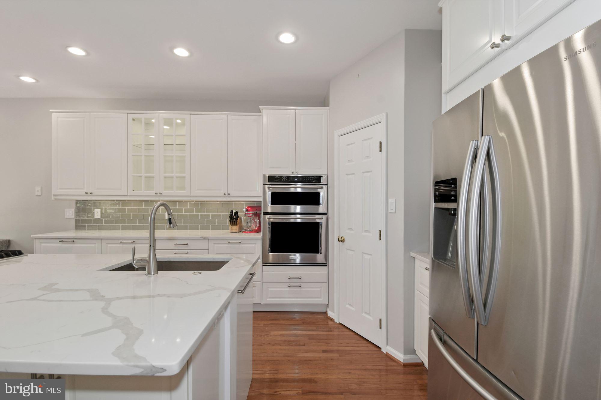 RANDOM HILLS LAND BAY - Residential