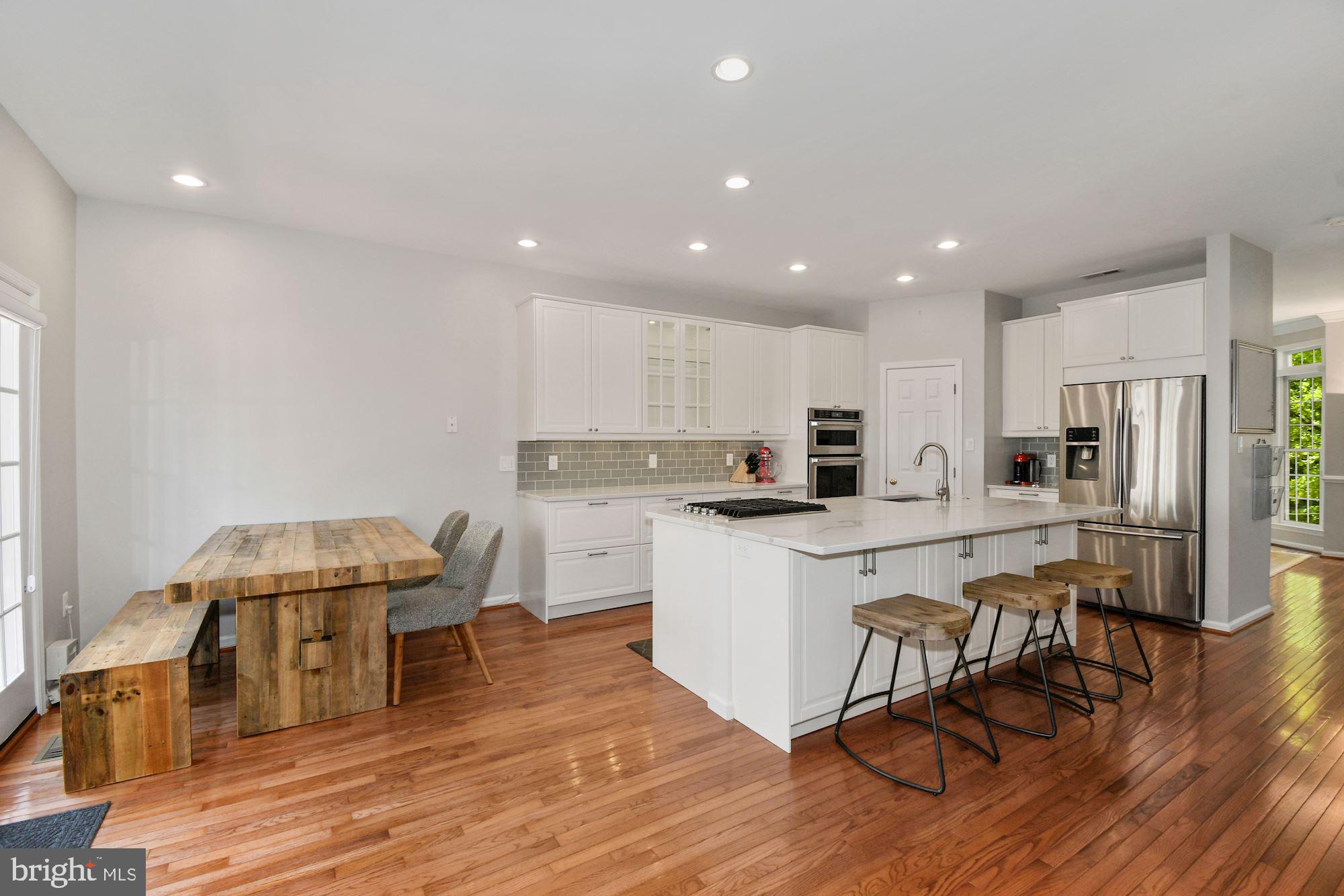 RANDOM HILLS LAND BAY - Residential