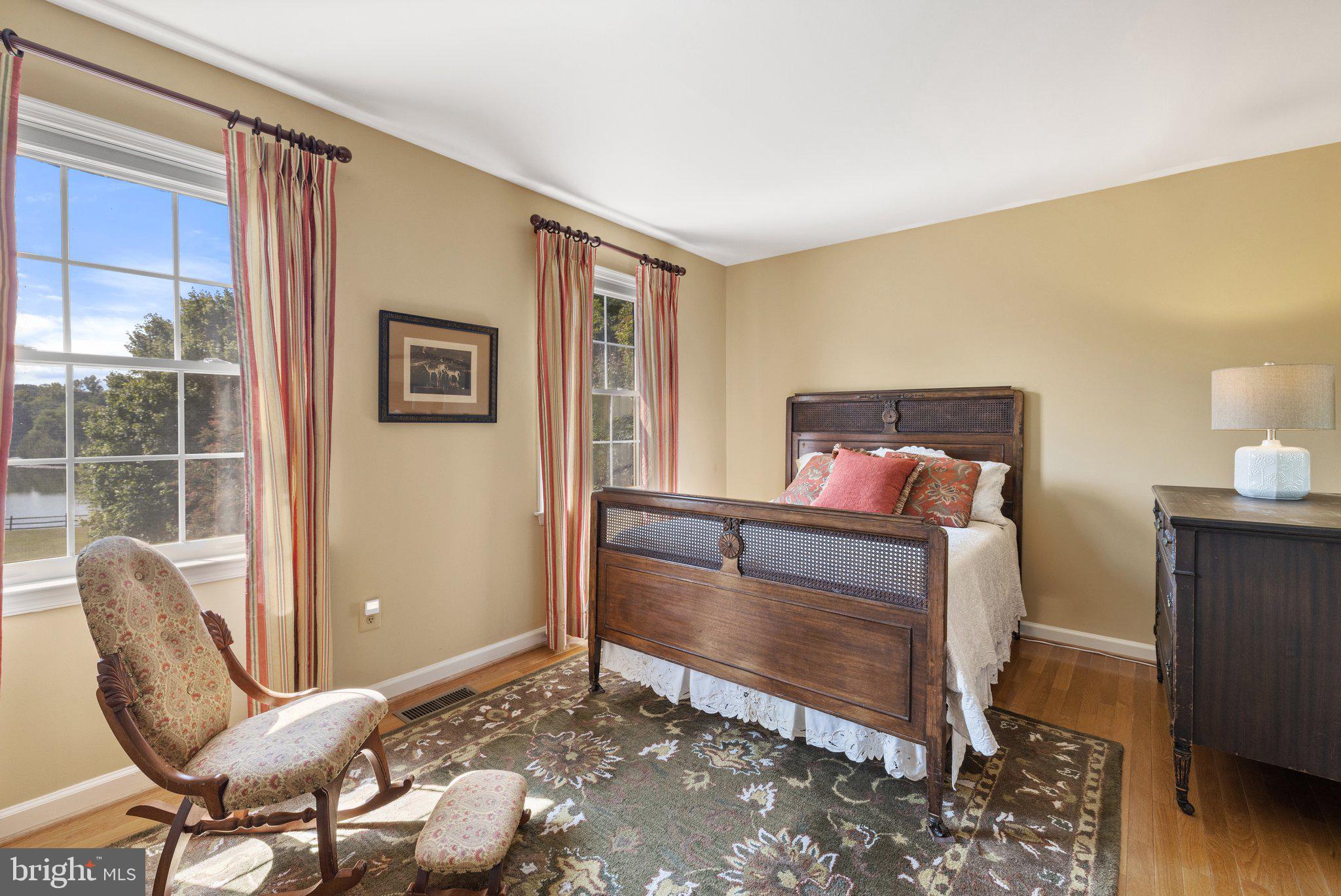 LEETON - Residential