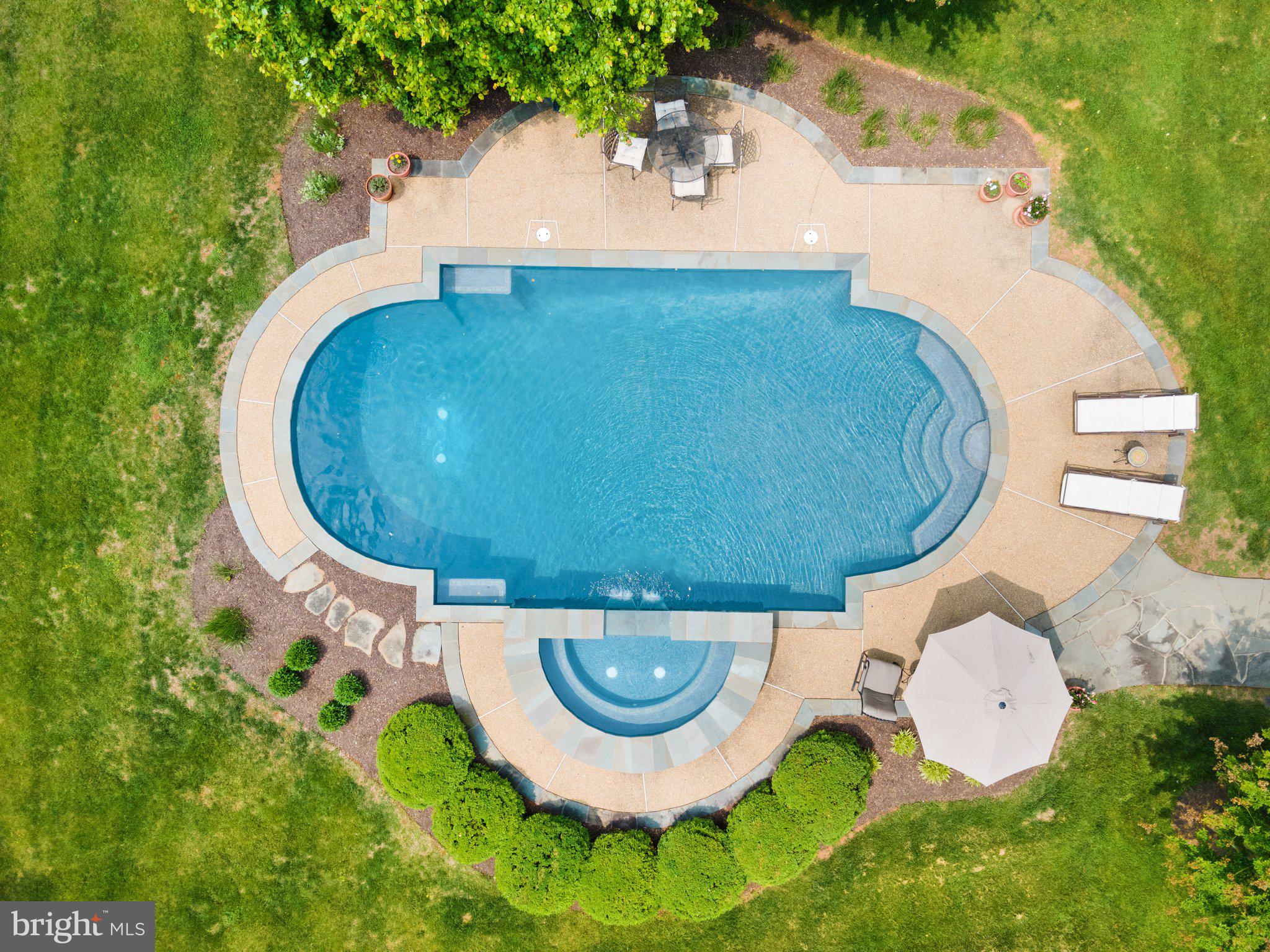 LEETON - Residential