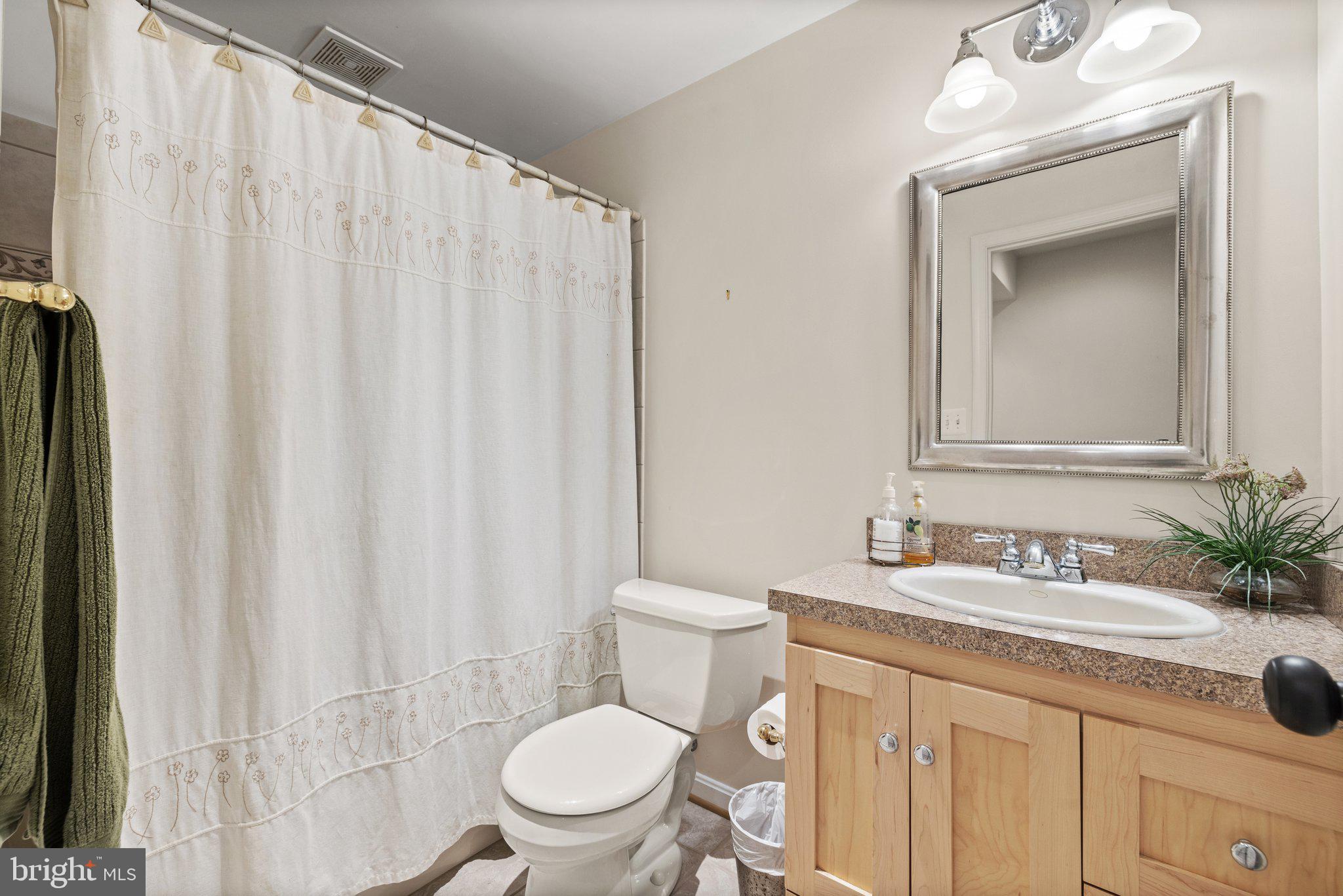 LEETON - Residential