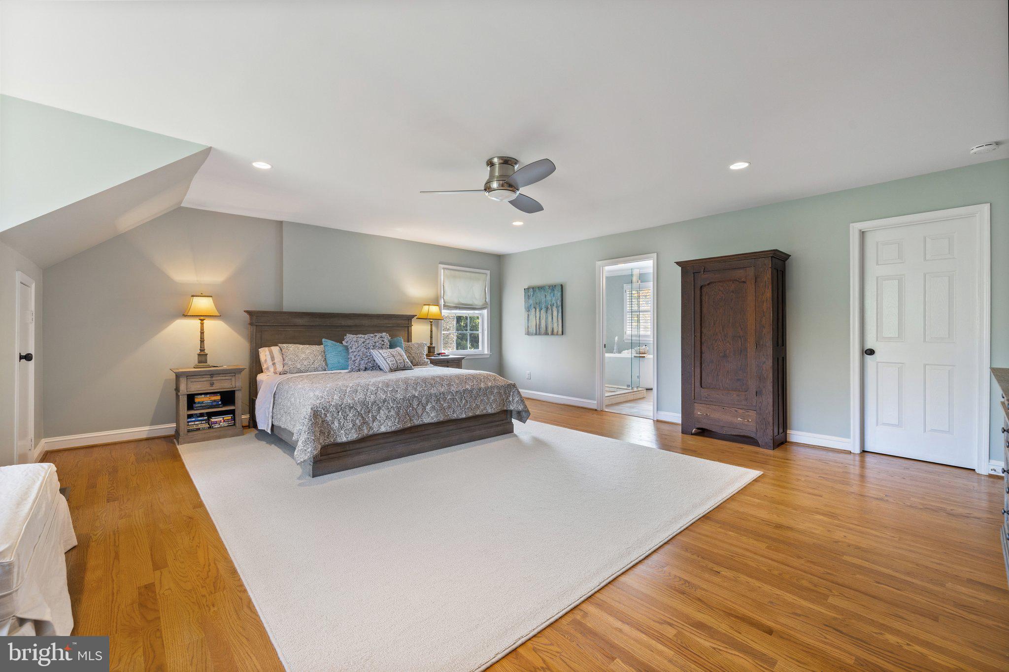 LEETON - Residential