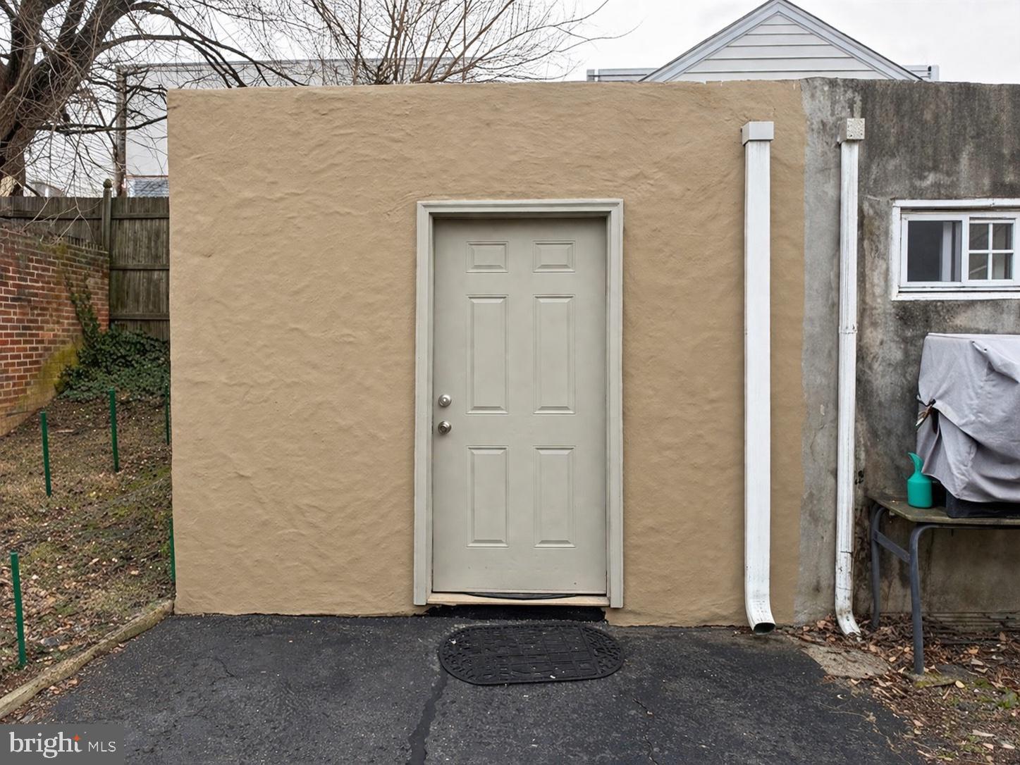 KIRKLYN - Residential