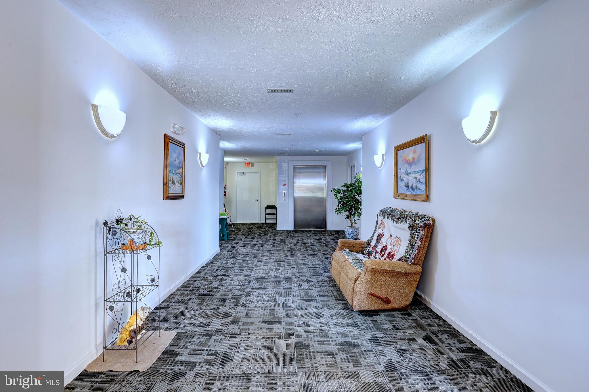 6518 RIDENOUR WAY E 1D