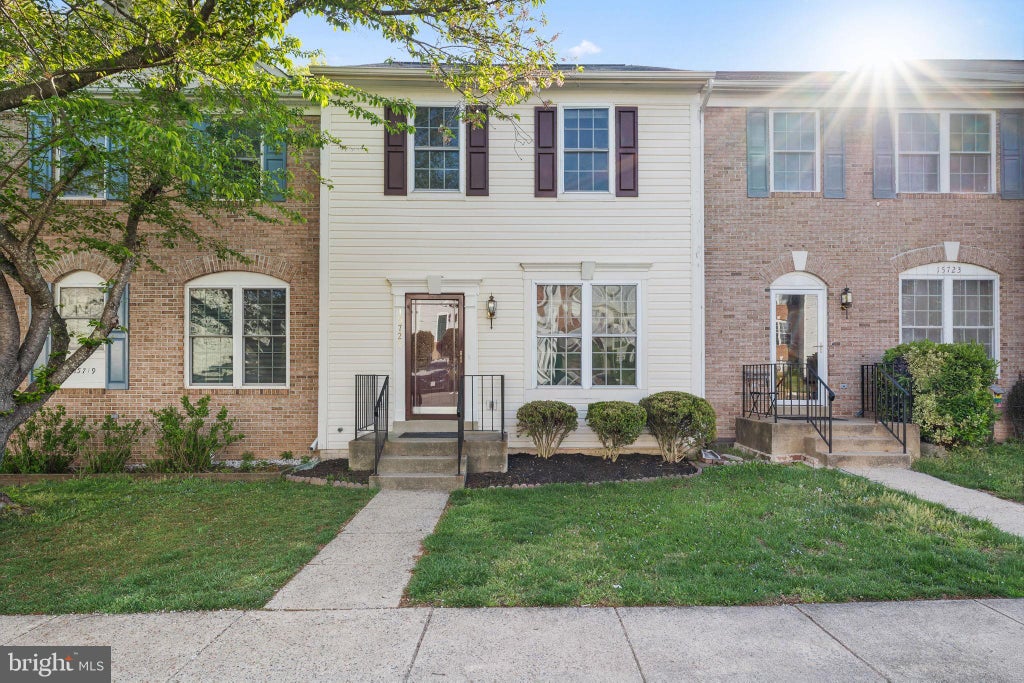Photo of 15721 Lansdale Place, DUMFRIES, VA 22025 (MLS # VAPW2121280)