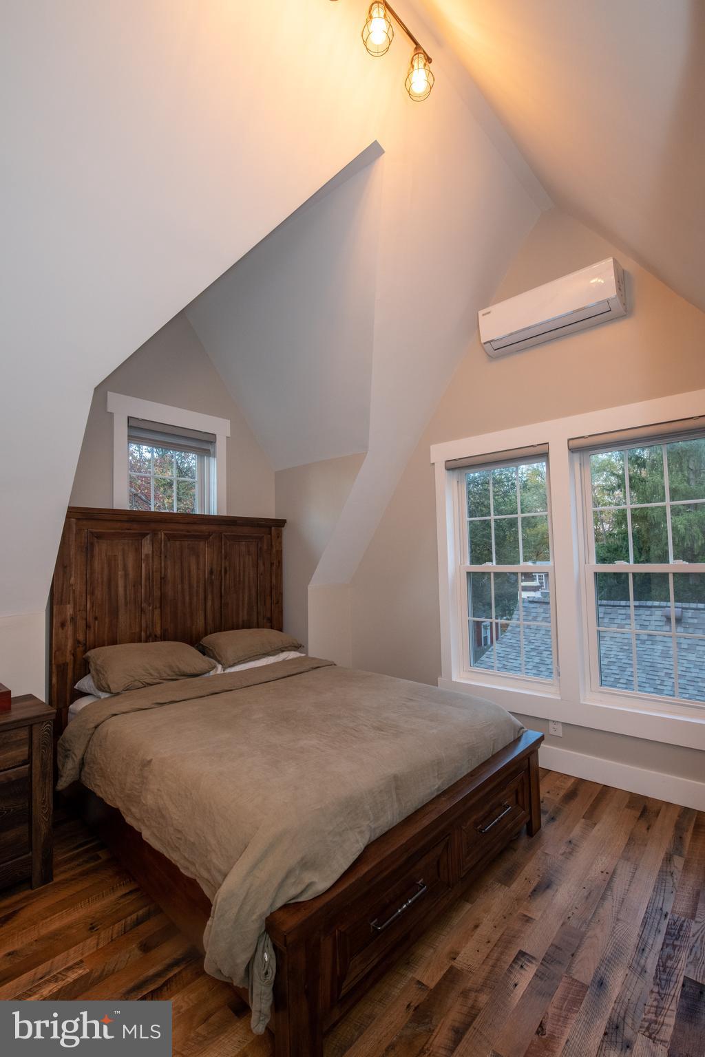 WASHINGTON GROVE - Residential