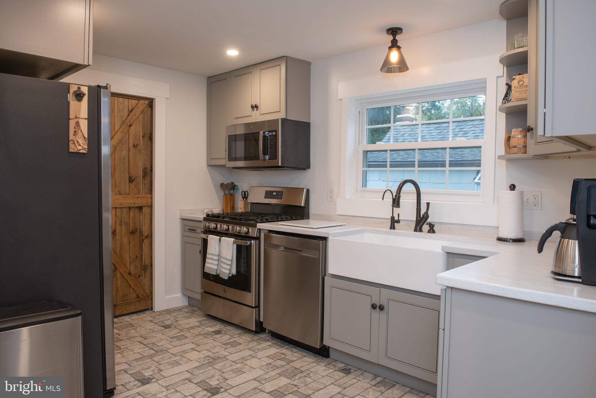 WASHINGTON GROVE - Residential