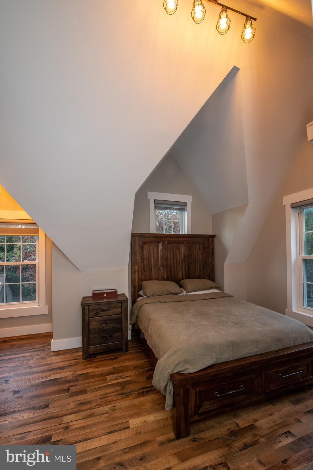 WASHINGTON GROVE - Residential