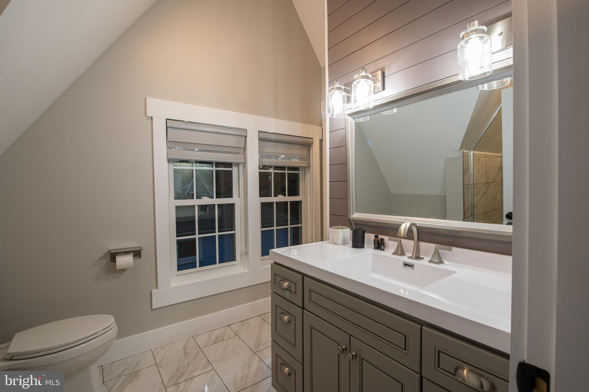 WASHINGTON GROVE - Residential