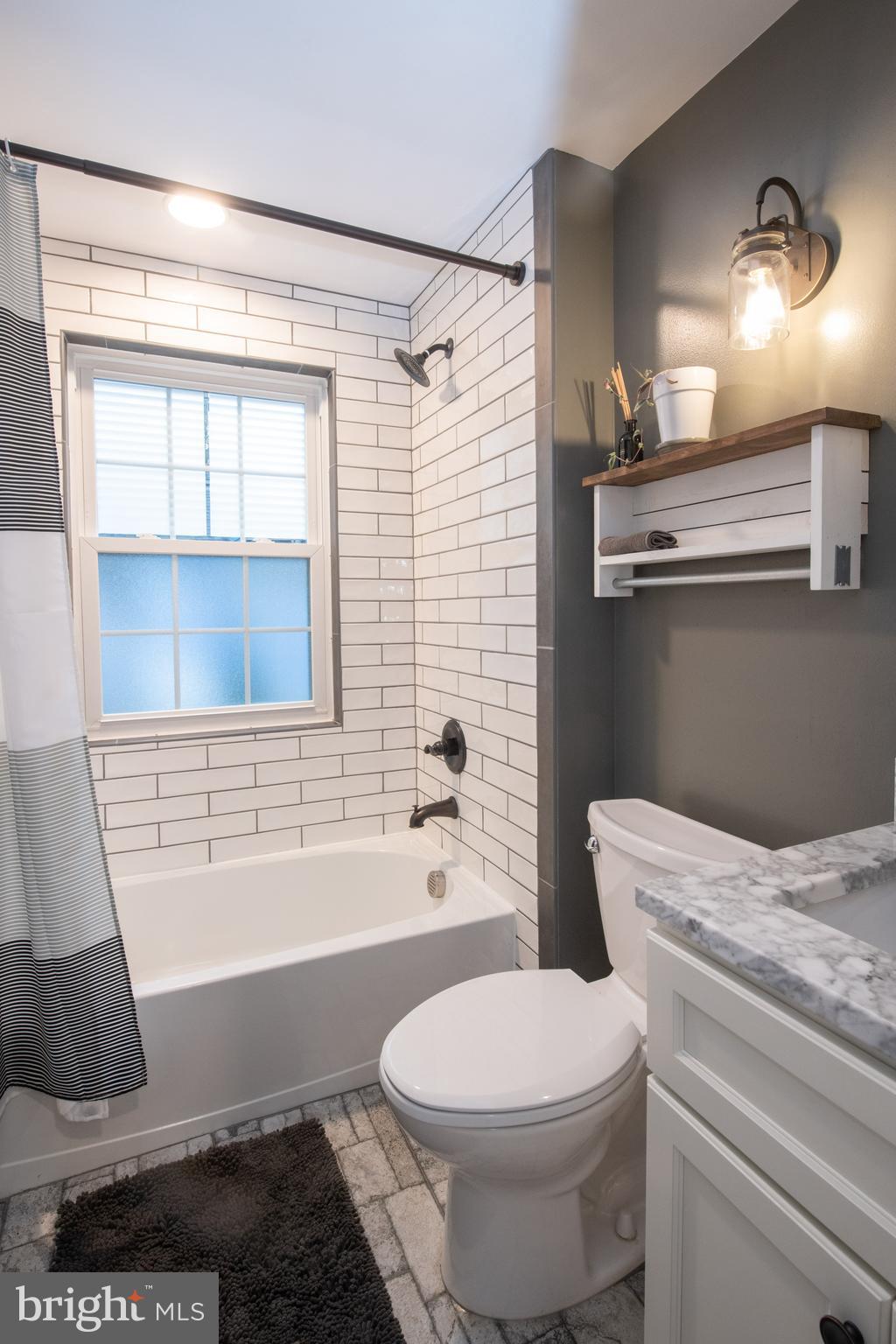 WASHINGTON GROVE - Residential