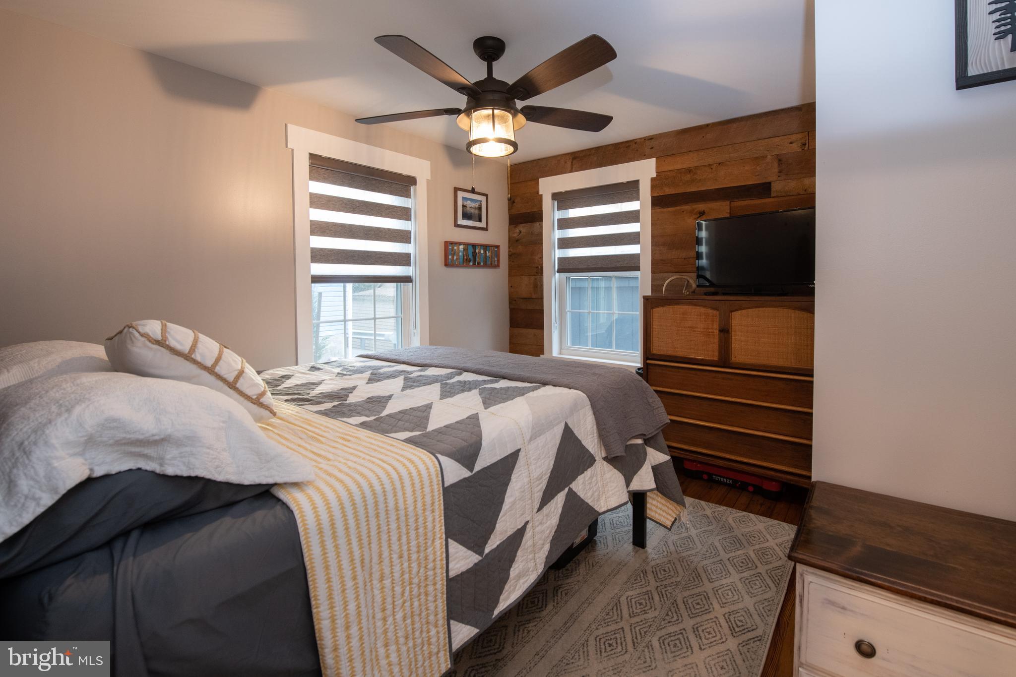 WASHINGTON GROVE - Residential