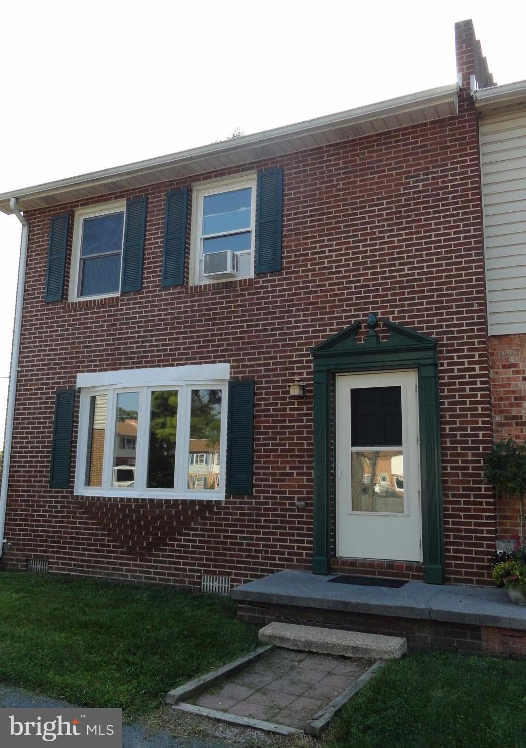 FREDERICKTOWNE TOWNHOUSE - Residential