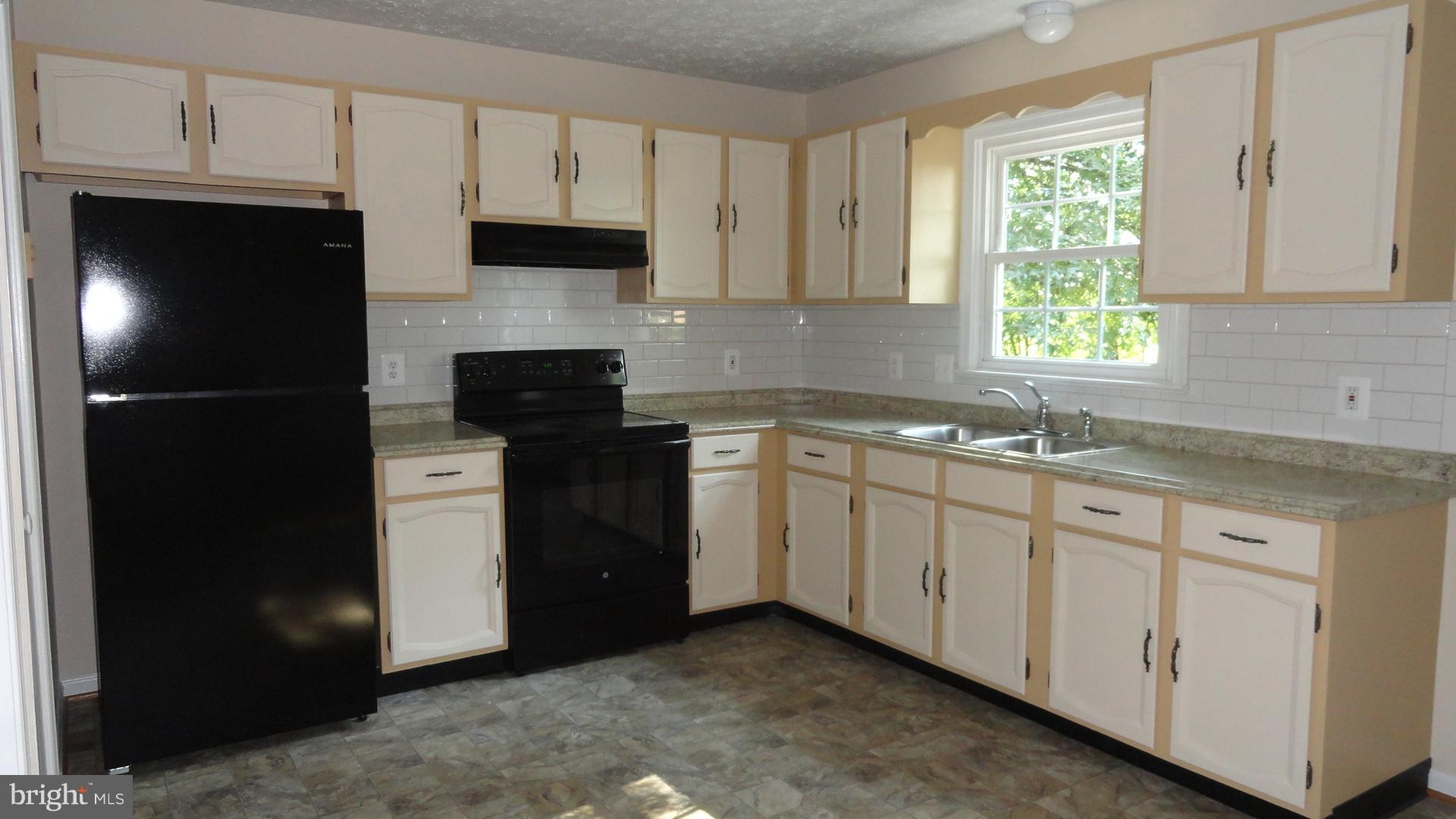 FREDERICKTOWNE TOWNHOUSE - Residential