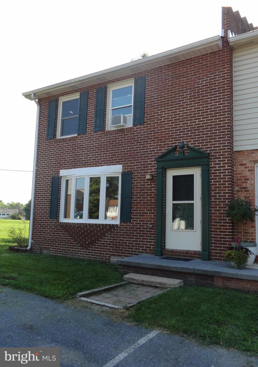 FREDERICKTOWNE TOWNHOUSE - Residential