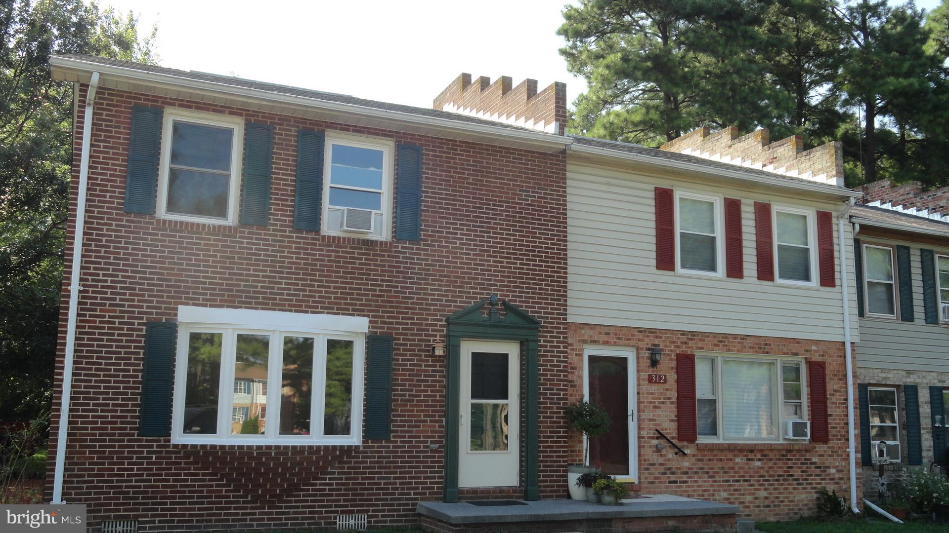 FREDERICKTOWNE TOWNHOUSE - Residential