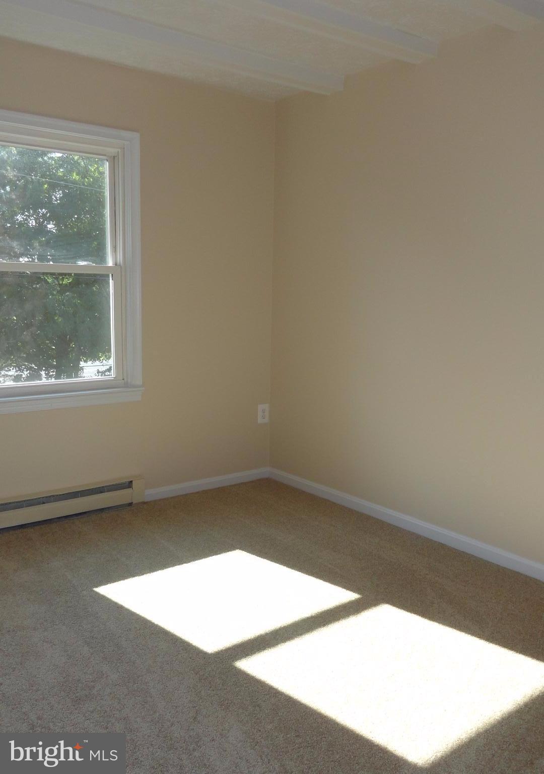 FREDERICKTOWNE TOWNHOUSE - Residential