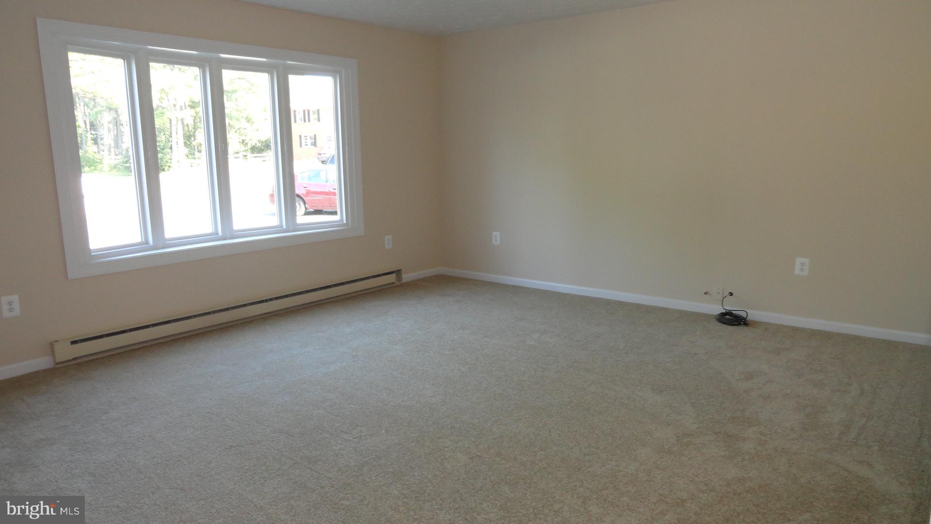 FREDERICKTOWNE TOWNHOUSE - Residential