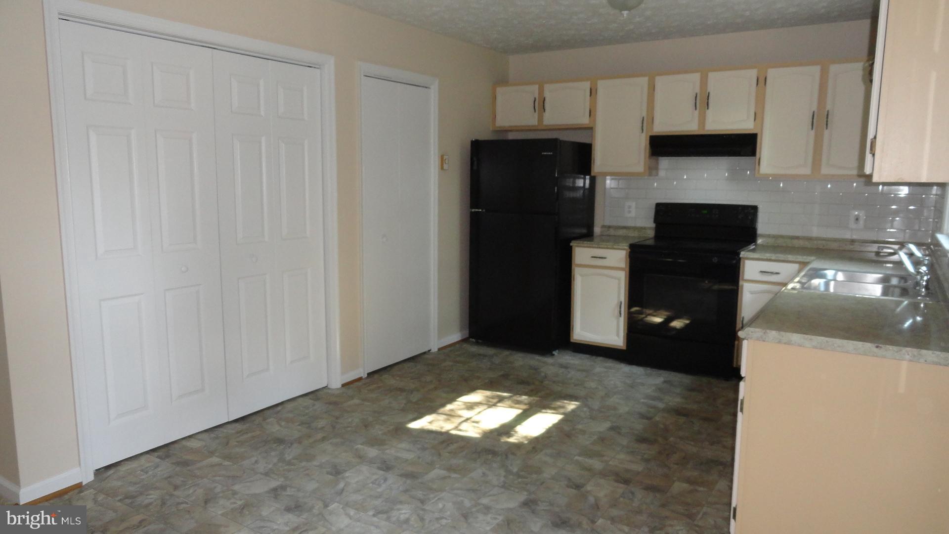 FREDERICKTOWNE TOWNHOUSE - Residential