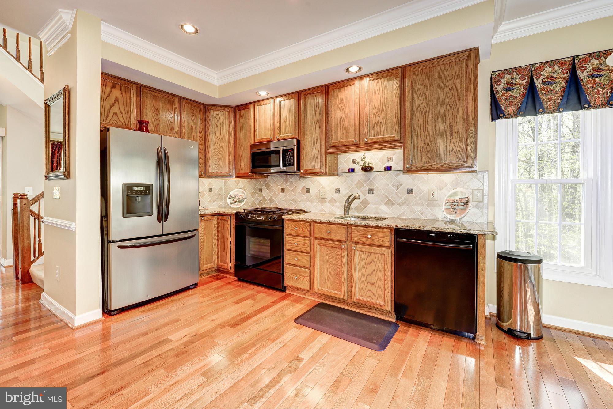 ISLAND CREEK - Residential