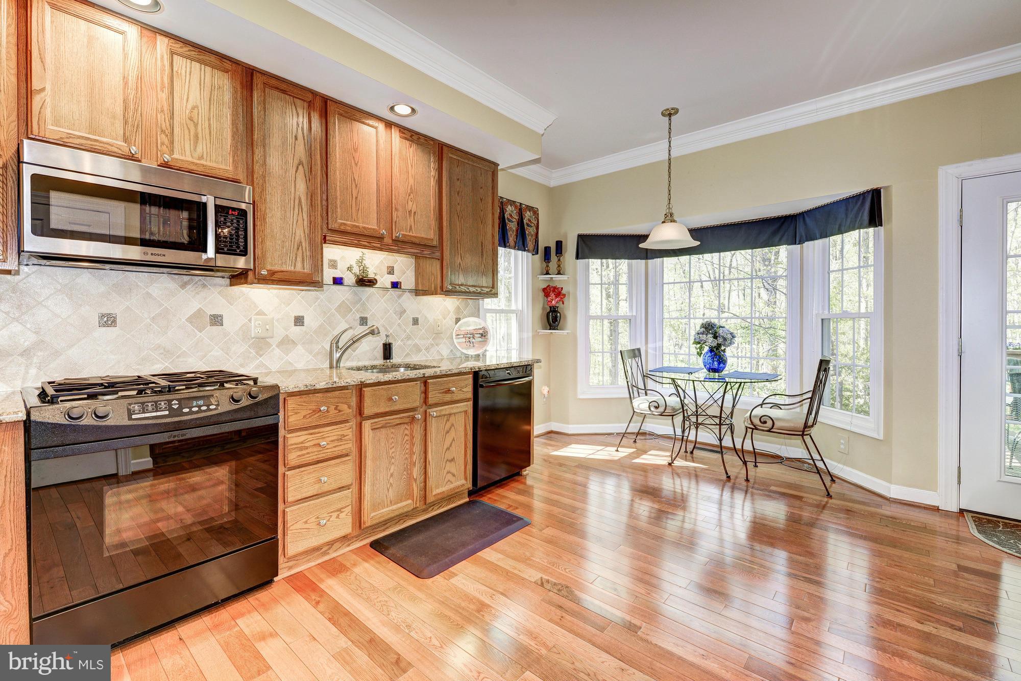 ISLAND CREEK - Residential