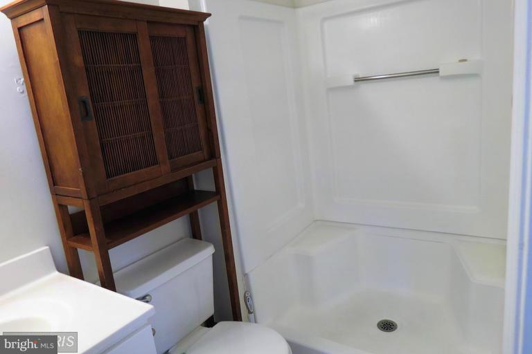 MADISON RIDGE - Residential Lease