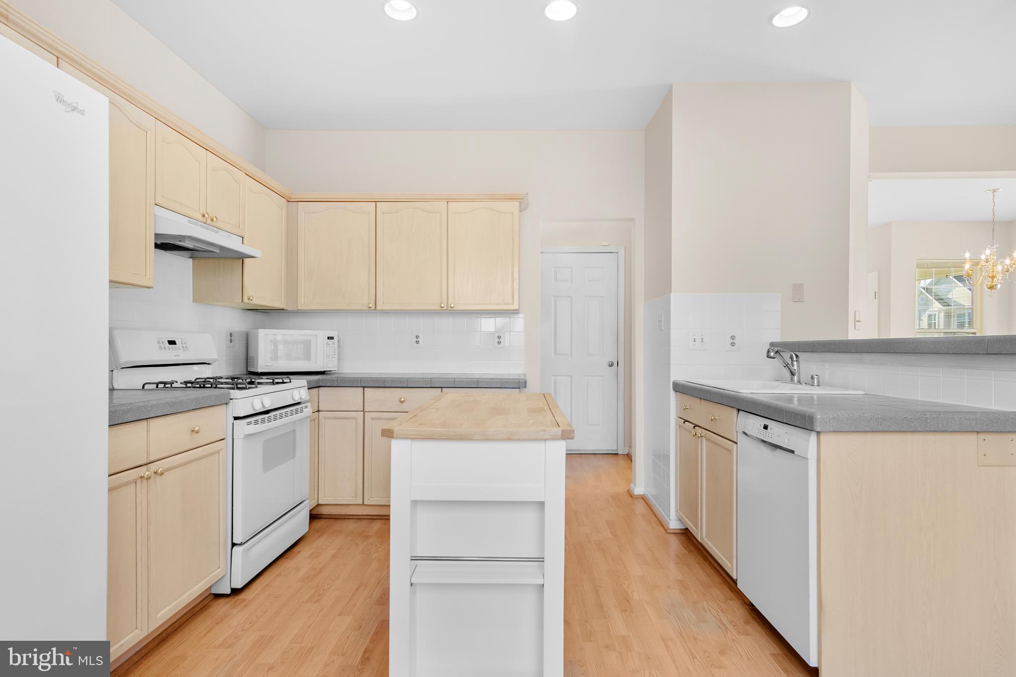 SPRING RIDGE - Residential