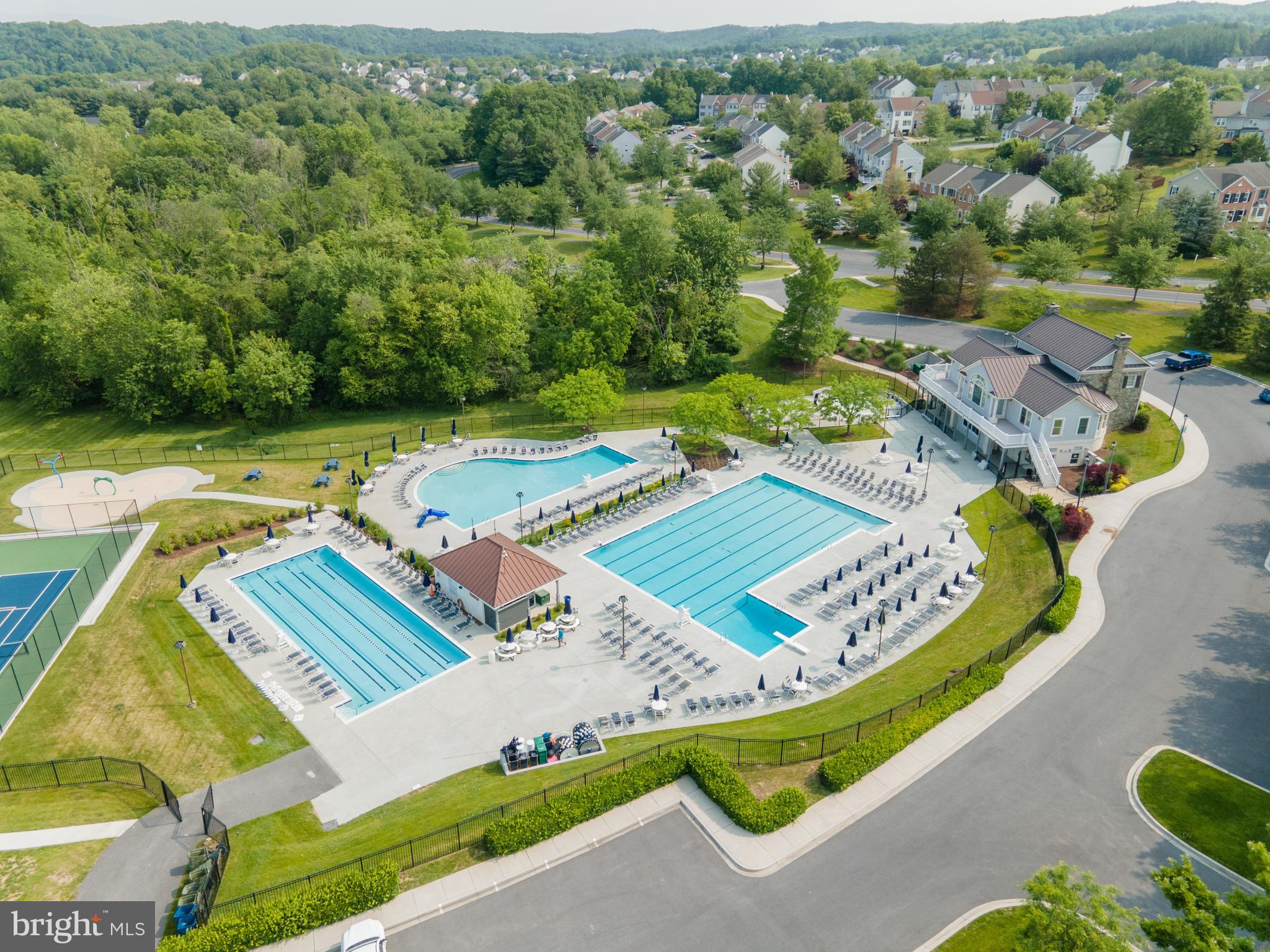 SPRING RIDGE - Residential