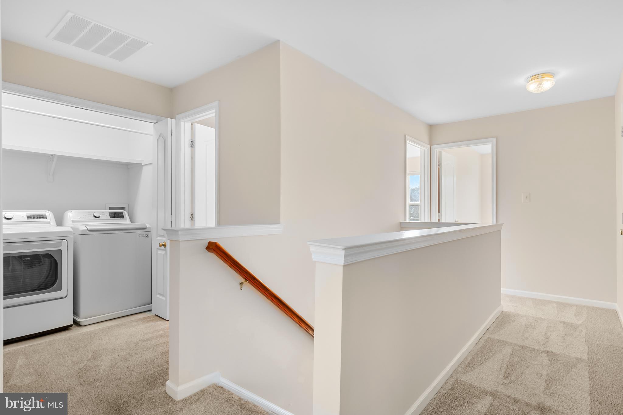 SPRING RIDGE - Residential