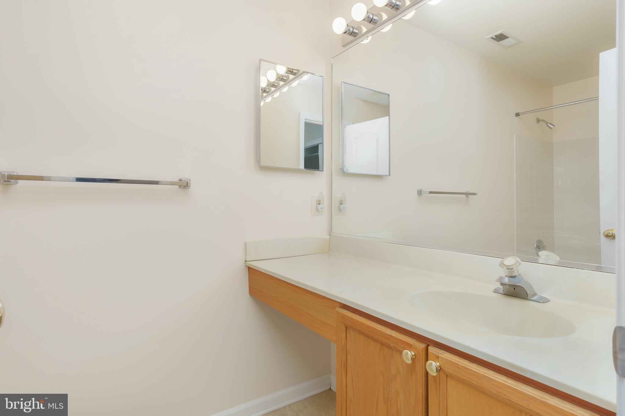 SPRING RIDGE - Residential