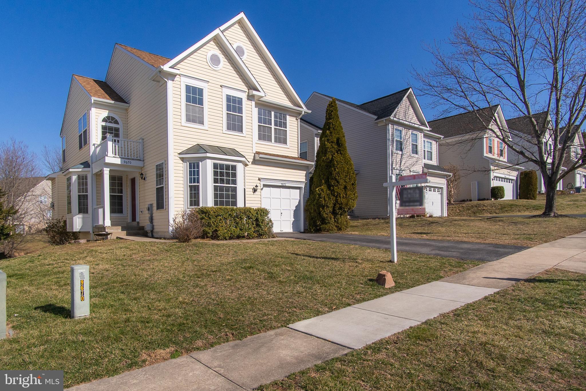 SPRING RIDGE - Residential