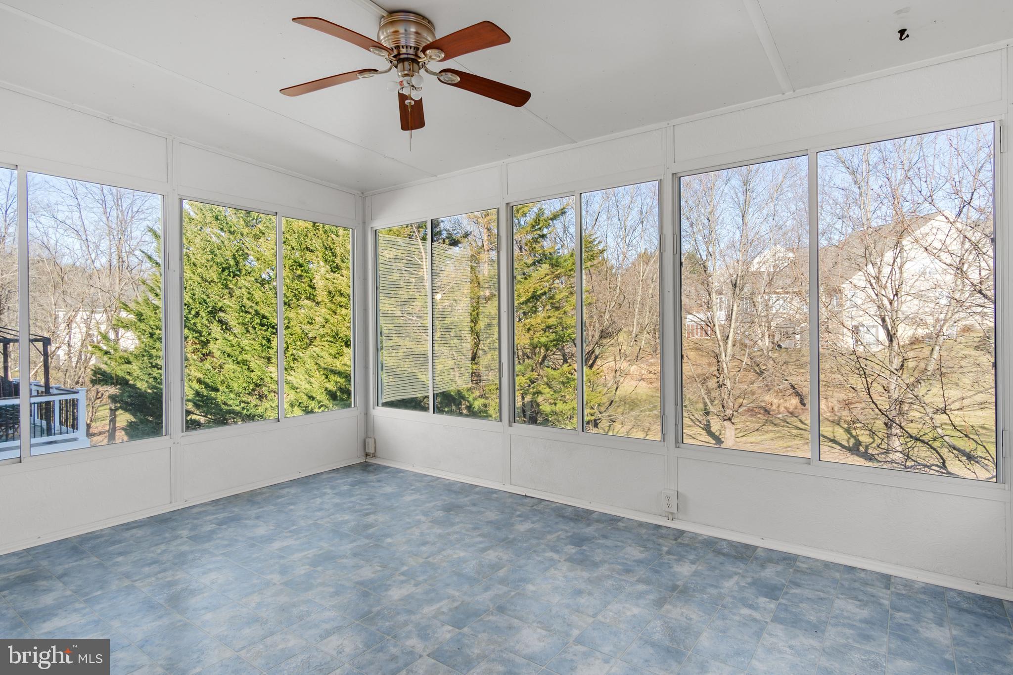 SPRING RIDGE - Residential