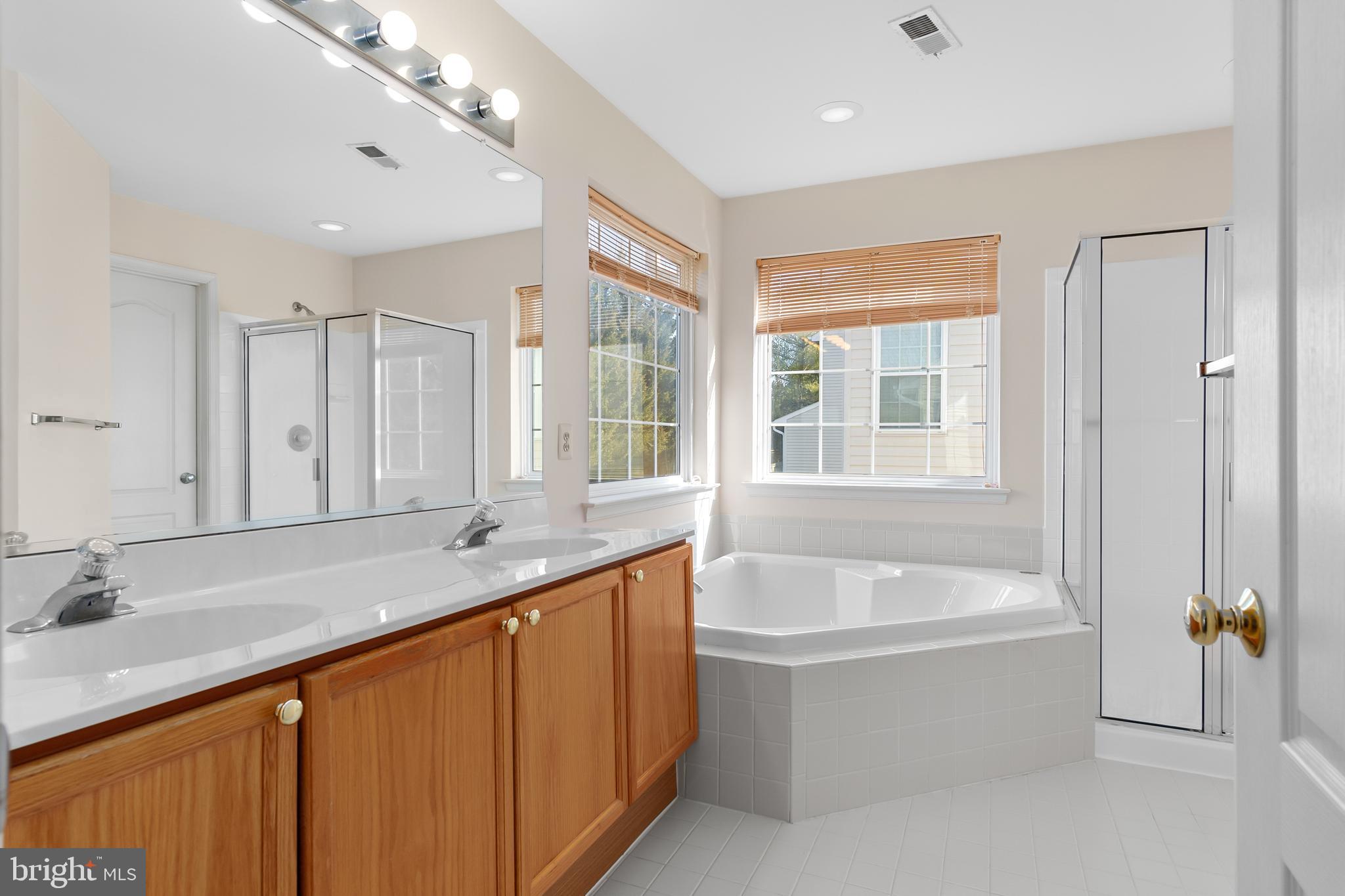 SPRING RIDGE - Residential